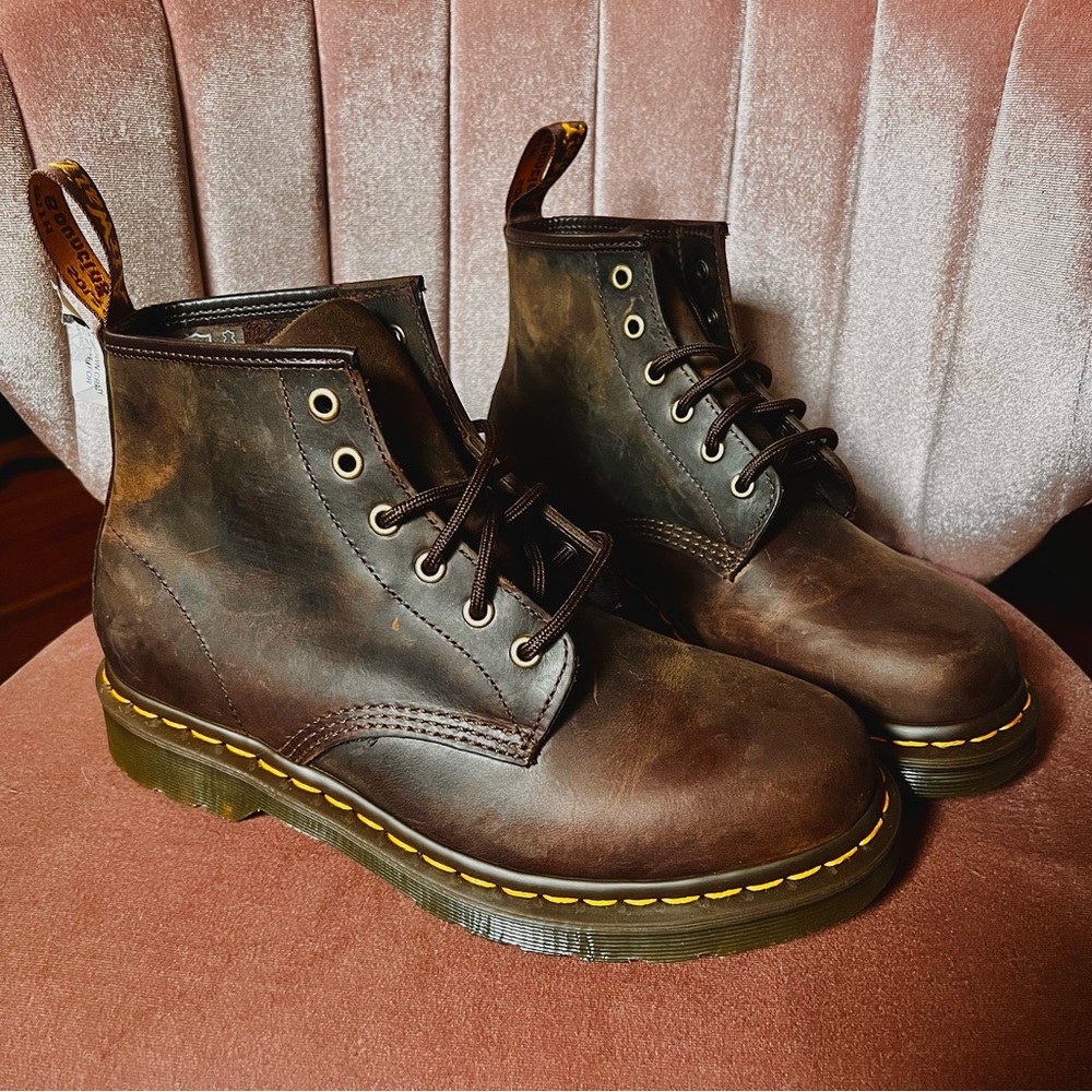 🖤Black Friday Sale🖤 Dr Martens 1460 CRAZY HORSE LEATHER LACE UP BOOTS